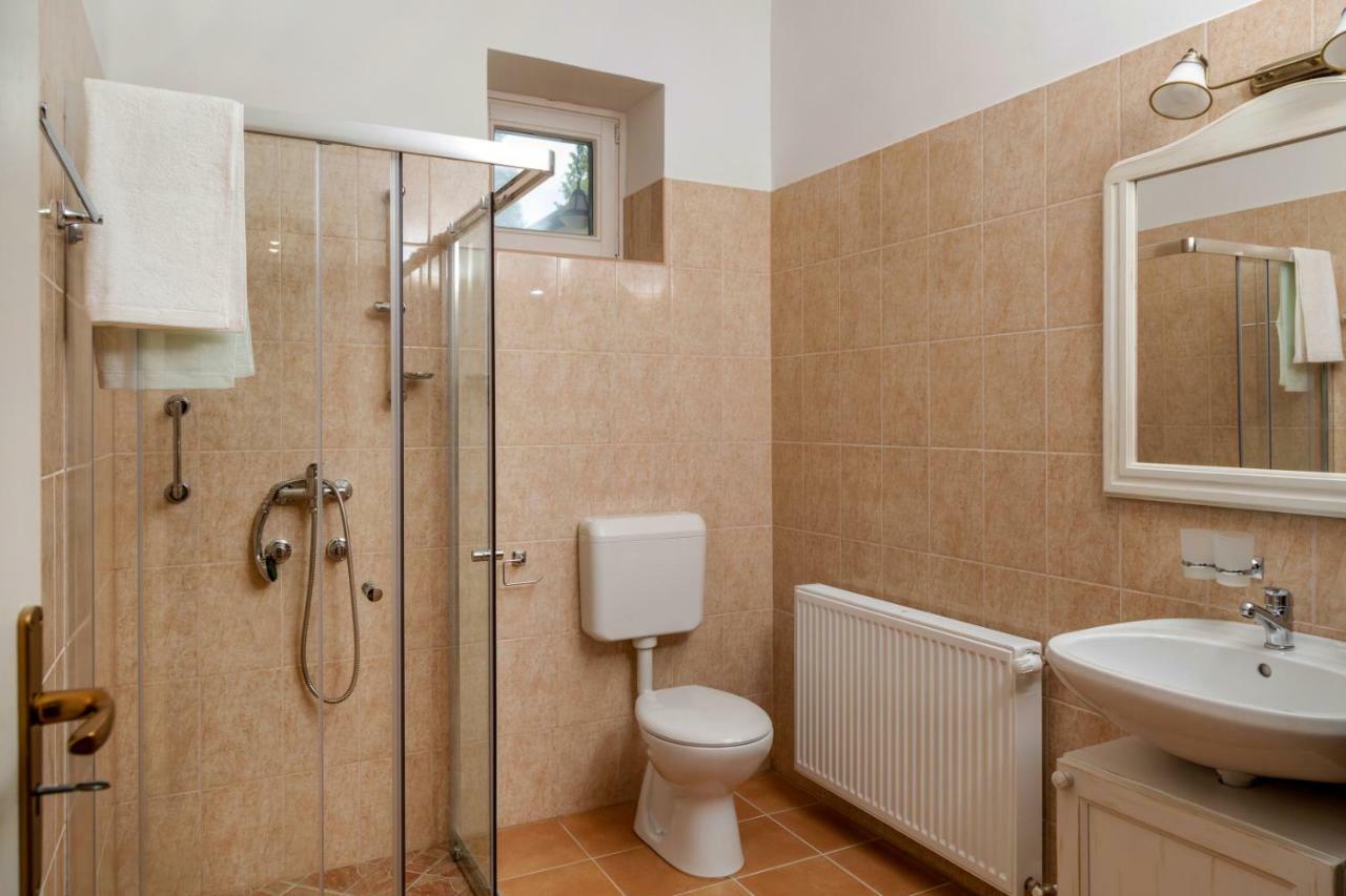 Balzsam Apartmanhaz ฮอร์กานี ภายนอก รูปภาพ